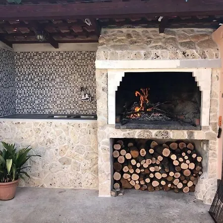 Orhideja Appartement *